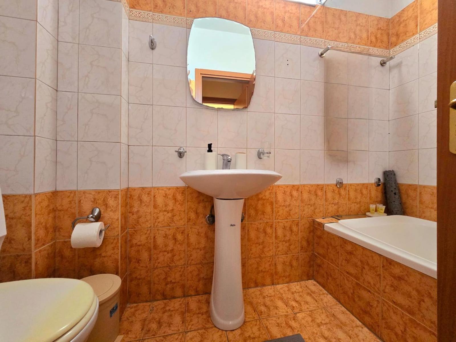 Maria Beach Apartement In Korinth! Esterno foto